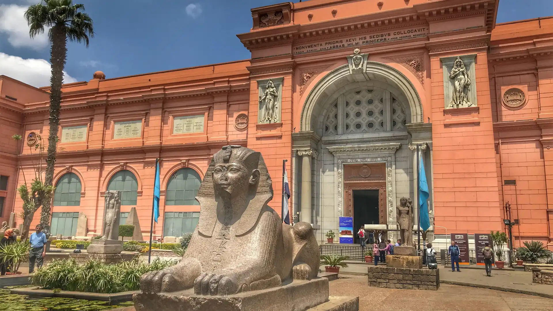 Guide to the Egyptian Museum in Cairo